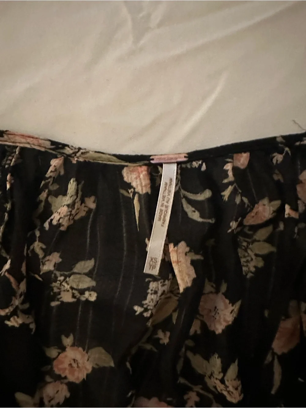 Free People Black And Pink Floral Rose Smocked Long Sleeve Boho Crop Blouse XS